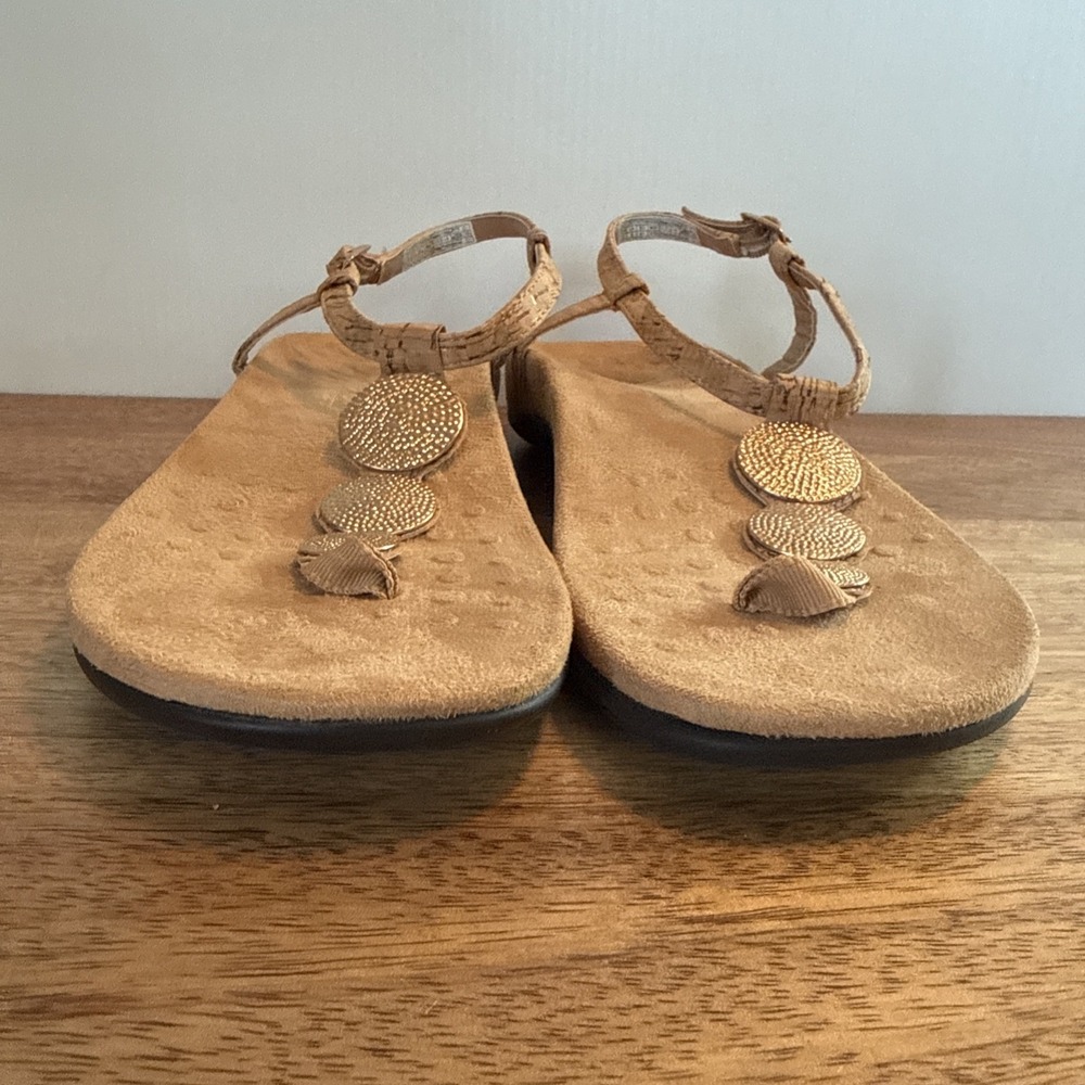 Vionic Lizbeth Sandal Women 10 Gold Cork Leather Orthotic Comfort T-Strap Buckle - Picture 9 of 13